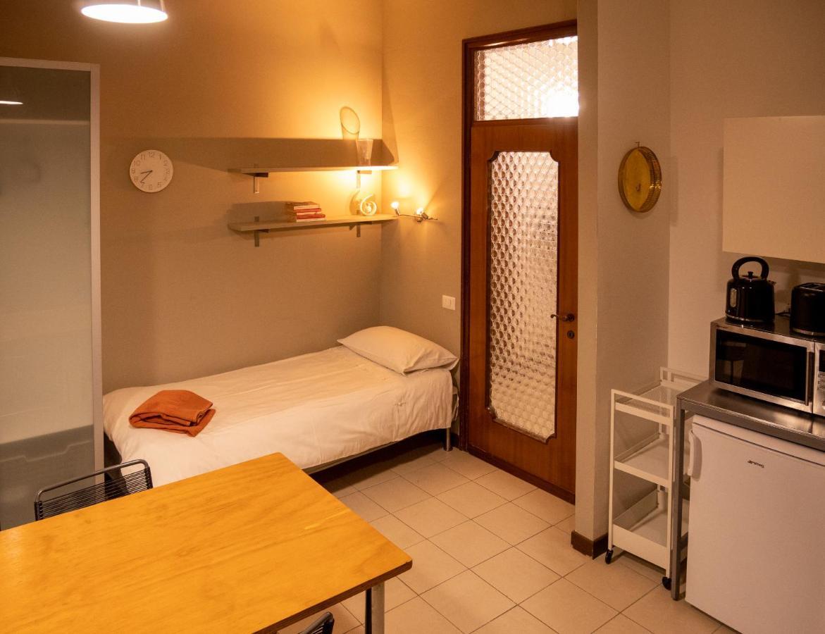 Chambers Short Rentals - Via Gezio Calini Brescia - 2 Studio Flats Exterior foto