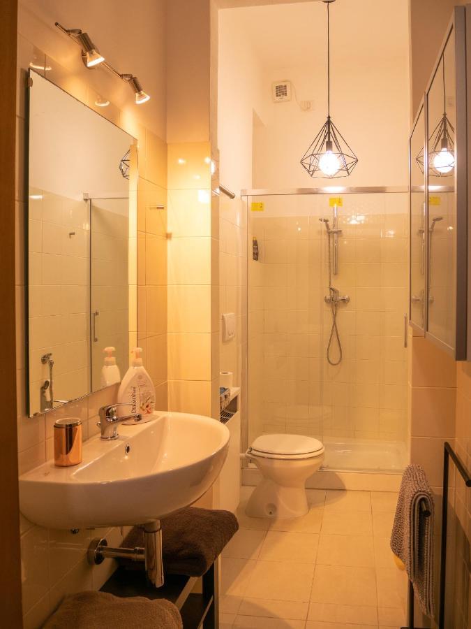 Chambers Short Rentals - Via Gezio Calini Brescia - 2 Studio Flats Exterior foto