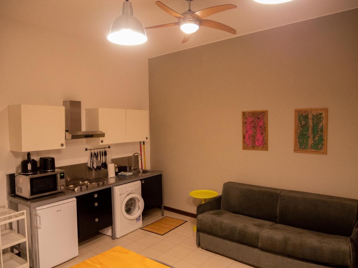 Chambers Short Rentals - Via Gezio Calini Brescia - 2 Studio Flats Exterior foto